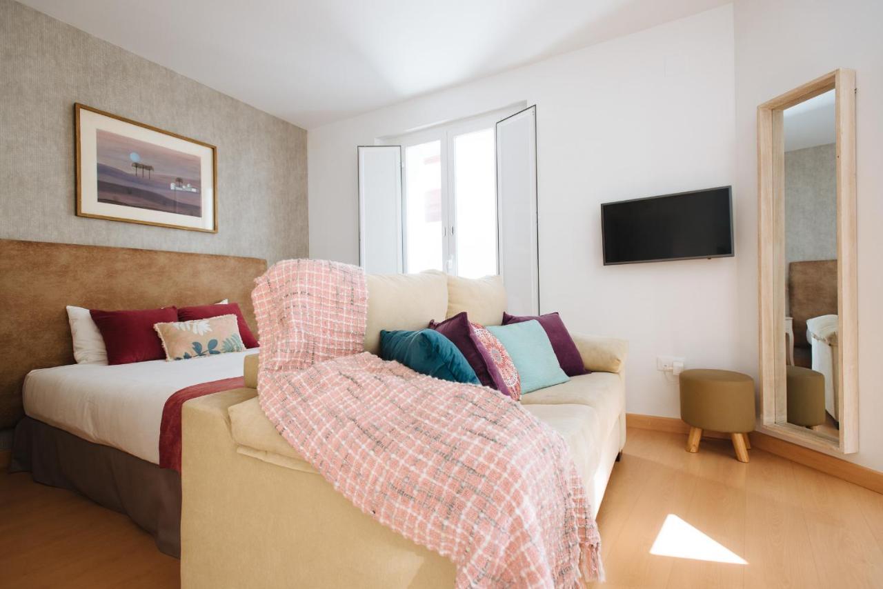 Hostly Acetres 2A-Penthouse In City Center-Fibre-Parking Opt إشبيلية المظهر الخارجي الصورة