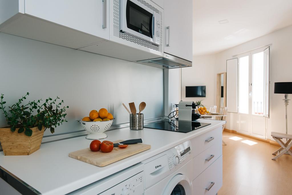 Hostly Acetres 2A-Penthouse In City Center-Fibre-Parking Opt إشبيلية المظهر الخارجي الصورة