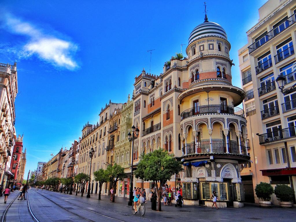 Hostly Acetres 2A-Penthouse In City Center-Fibre-Parking Opt إشبيلية المظهر الخارجي الصورة